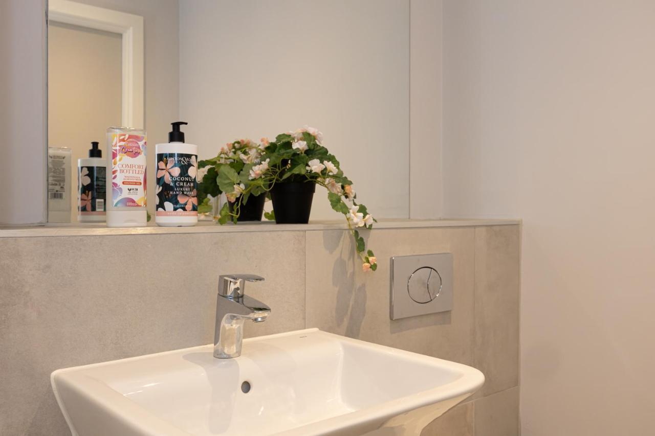 Contemporary 3 Bedrooms Apartment Manchester City Esterno foto